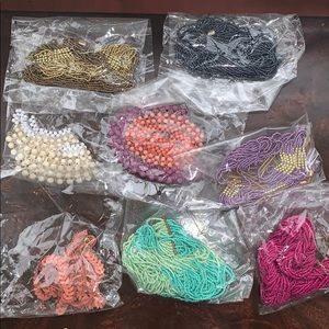 8 brand new fashion necklaces in bag